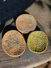 Load image into Gallery viewer, The Creative Club Sculpt, Burn and Carve Workshops at the earth studios.

