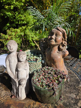 Load image into Gallery viewer, The Creative Club Sculpt, Burn and Carve Workshops at the earth studios.
