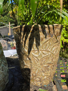 The Creative Club Sculpt, Burn and Carve Workshops at the earth studios.